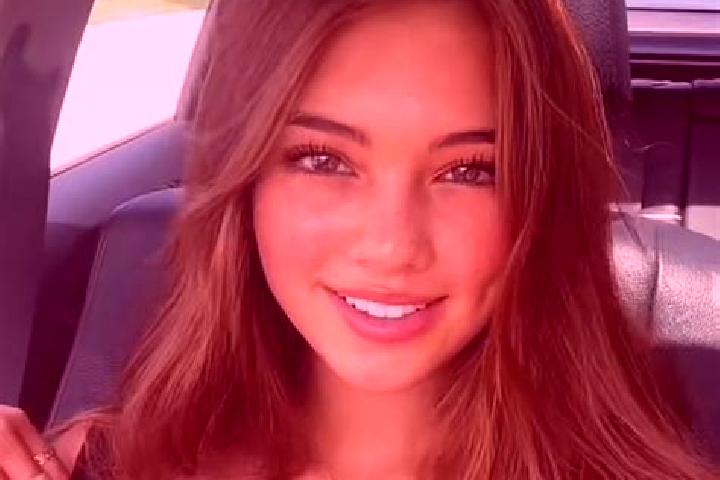 Zoey, 22, a brunette grey-eyed caribbean companion based in Broek in Waterland. Offering Girlfriend Experience, OWO, Domination. Available for incall and out...