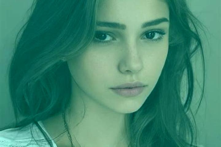 Zoey, 22, a chestnut brown-eyed slavic companion based in Salisca. Offering Dinner Date, Overnight, Fetish. Available for incall and outcall, day and evening...
