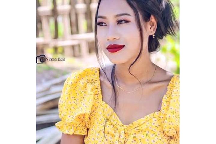 Zoey, 22 — Escort in Suwari Timur, Indonesia