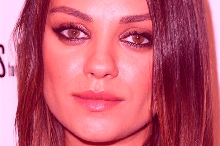 Zoey, 23, a brunette hazel-eyed indian companion based in Cosio. Offering BDSM, 69, Overnight. Available for incall and outcall, day and evening dates.