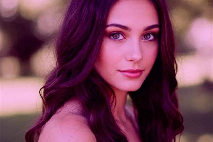 Zoey, 23, a brunette hazel-eyed latina companion based in Ganzon. Offering 69, Couples, A-Level. Available for incall and outcall, overnight bookings available.