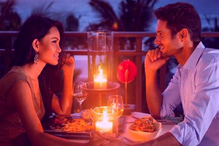 Zoey, 23, a red amber-eyed indian companion based in Banjar Triwangsakeliki. Offering OWO, Couples, Dinner Date, GFE. Available for incall and outcall, overn...