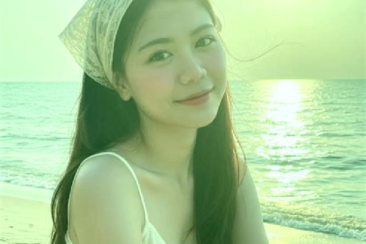 Zoey, 23 — Escort in Karangsirna, Indonesia