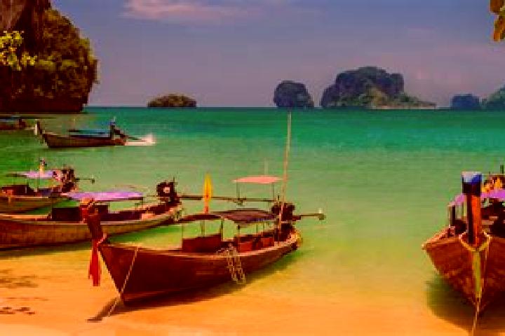 Zoey, 23 — Escort in Maha Rat, Thailand