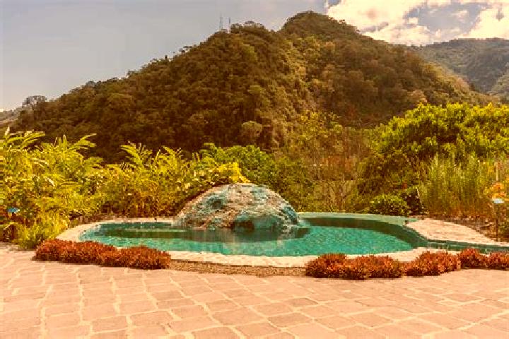 Zoey, 23 — Escort in Orosi, Costa Rica