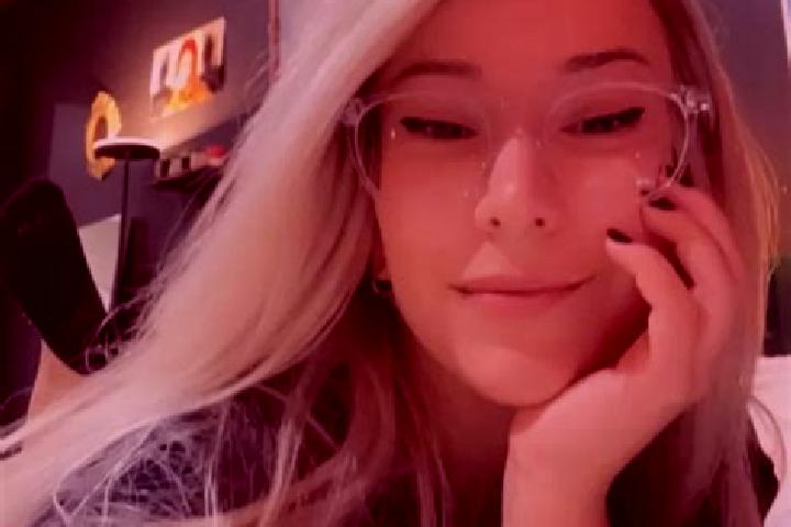 Zoey, 24, a blonde amber-eyed caucasian companion based in Rancho Cordova. Offering 69, Roleplay, Deep French Kissing, CIM, OWO. Available for incall and out...