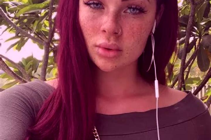 Zoey, 24, a red green-eyed caribbean companion based in Rakitan. Offering Girlfriend Experience, A-Level, Overnight, OWO. Available for incall and outcall, d...