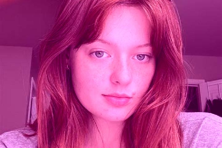 Zoey, 24, a red grey-eyed caucasian companion based in Palmares do Sul. Offering Erotic Massage, A-Level, Deep French Kissing. Available for incall and outca...