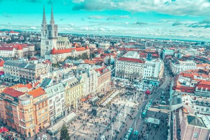 Zoey, 24 — Escort in Guzow, Poland