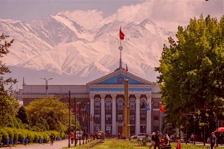 Zoey, 24 — Escort in Kara-Bak, Kyrgyzstan