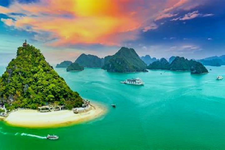 Zoey, 24 — Escort in Nga Bay, Vietnam
