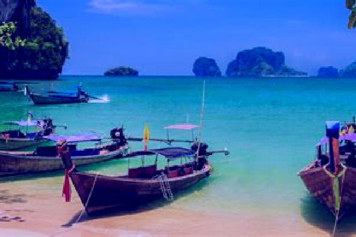 Zoey, 24 — Escort in Wiang Chai, Thailand
