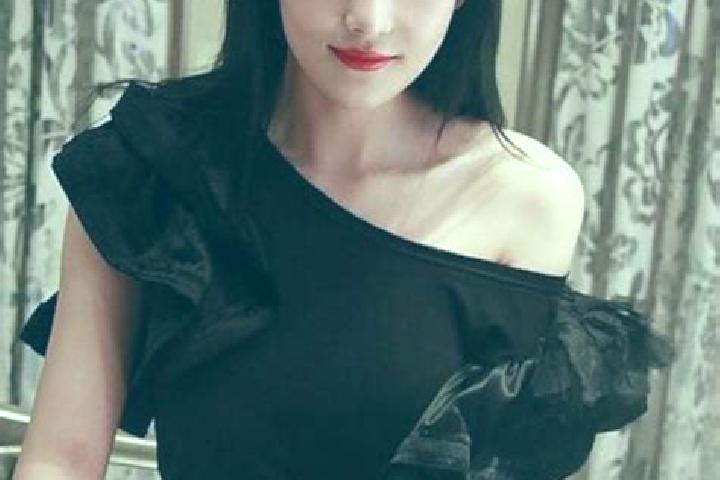 Zoey, 25, a red dark-eyed asian companion based in Laguna Chica (Pueblo Nuevo). Offering Deep French Kissing, Domination, BDSM, Couples, Party Girl. Availabl...