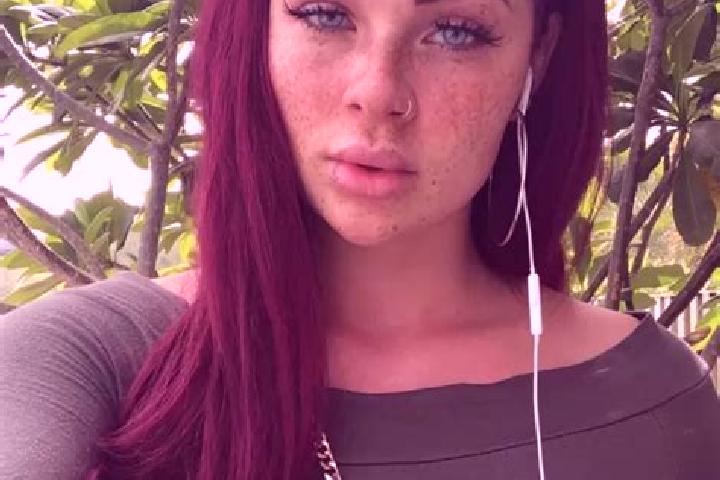 Zoey, 25, a red green-eyed caribbean companion based in Rydboholm. Offering Domination, Travel Companion. Available for incall and outcall, day and evening d...