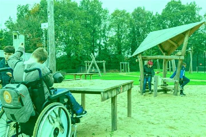 Zoey, 25 — Escort in Rollegem-Kapelle, Belgium