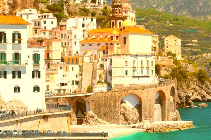 Zoey, 26 — Escort in Asparetto, Italy