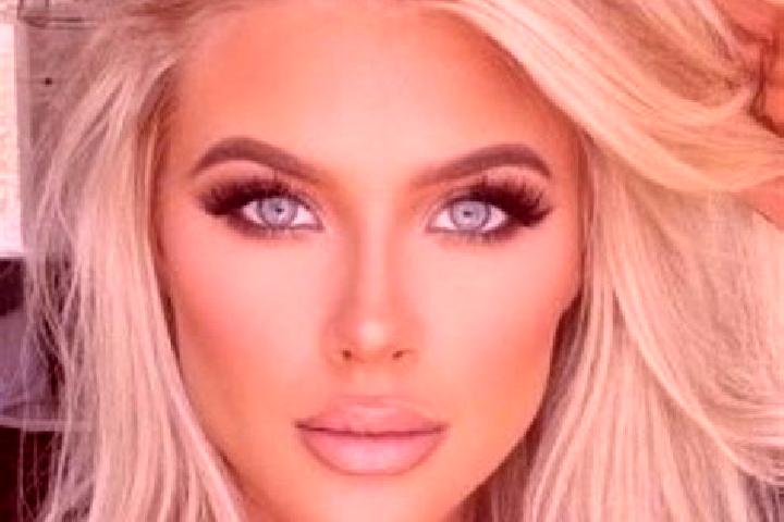 Zoey, 27, a platinum blonde hazel-eyed mediterranean companion based in Tiu. Offering Striptease, 69, Erotic Massage. Available for incall and outcall, overn...