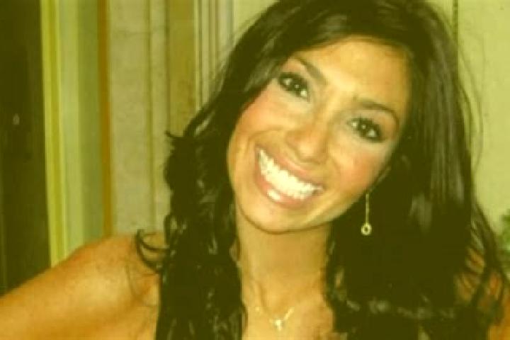 Zoey, 27 — Escort in Gelles, France