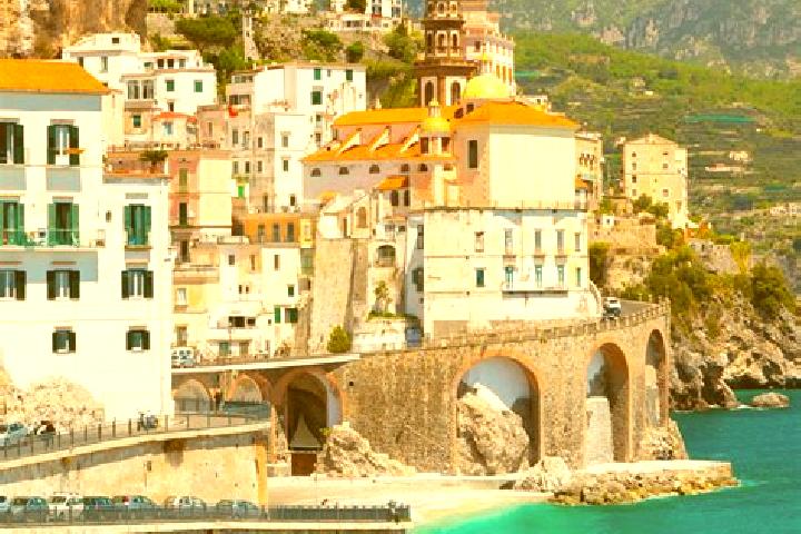 Zoey, 27 — Escort in Testico, Italy
