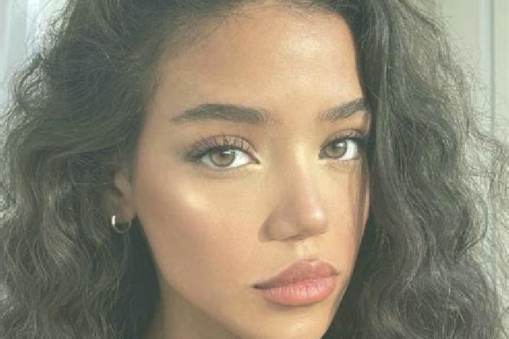 Zoey, 28, a black brown-eyed mixed companion based in Aspach-le-Haut. Offering Deep French Kissing, 69, Girlfriend Experience. Available for incall and outca...