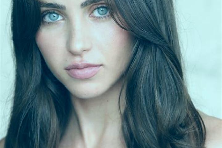 Zoey, 28, a brunette dark-eyed mixed companion based in Ouangani. Offering CIM, Domination, Fetish, Dinner Date, BDSM. Available for incall and outcall, over...