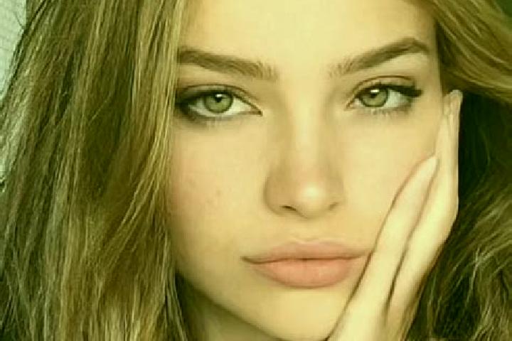 Zoey, 28, a brunette green-eyed slavic companion based in Cigognola. Offering Prostate Massage, Deep French Kissing, Party Girl. Available for incall and out...