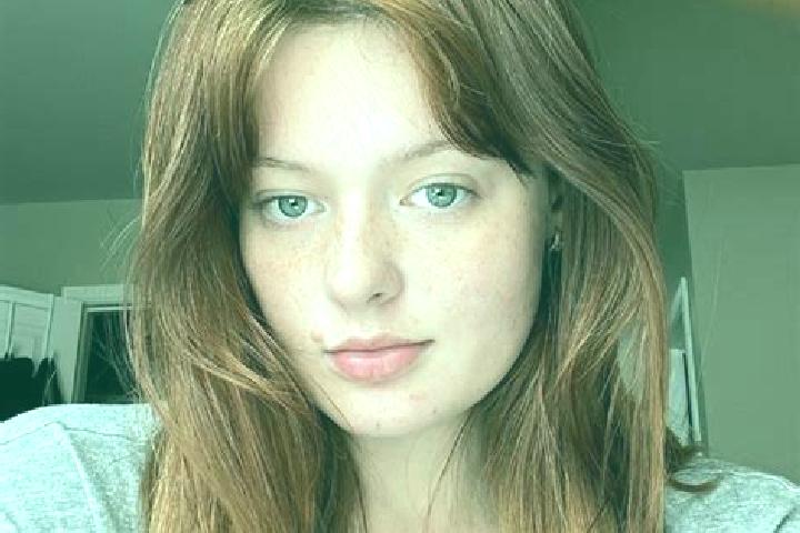 Zoey, 29, a auburn blue-eyed slavic companion based in Kanoukro. Offering Roleplay, Striptease, Deep French Kissing, CIM. Available for incall and outcall, d...