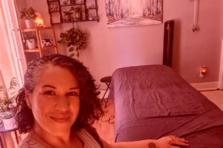 Zoey, 29, a black green-eyed mediterranean companion based in Sigourney. Offering Fetish, Erotic Massage, Massage, CIM. Available for incall and outcall, day...