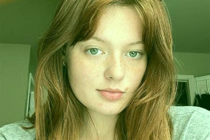 Zoey, 29, a dark blonde amber-eyed caucasian companion based in Plavalari. Offering Deep French Kissing, A-Level, CIM. Available for incall and outcall, over...