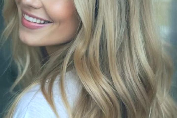 Zoey, 29, a dark blonde hazel-eyed slavic companion based in Baduria. Offering 69, Roleplay, Deep French Kissing. Available for incall and outcall, overnight...