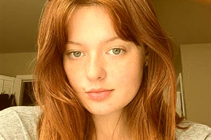 Zoey, 29, a red brown-eyed asian companion based in Santa Cruz Nundaco. Offering Travel Companion, Deep French Kissing, Dinner Date, Party Girl, BDSM. Availa...