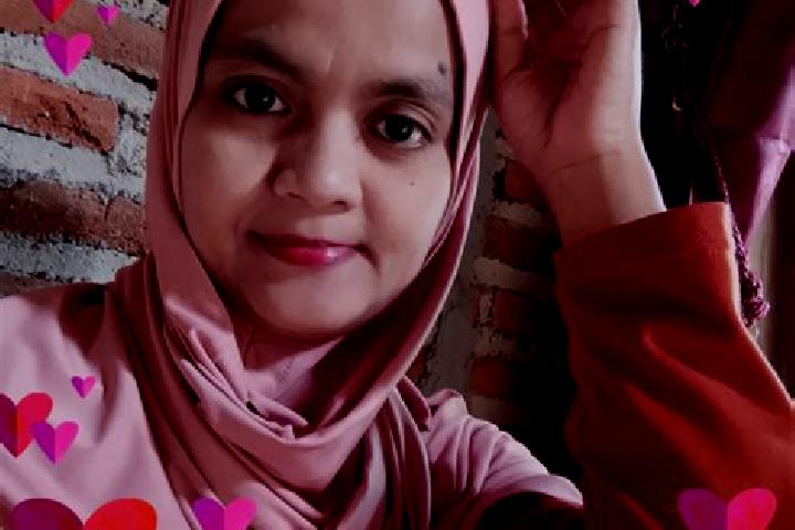 Zoey, 29 — Escort in Jemblem, Indonesia