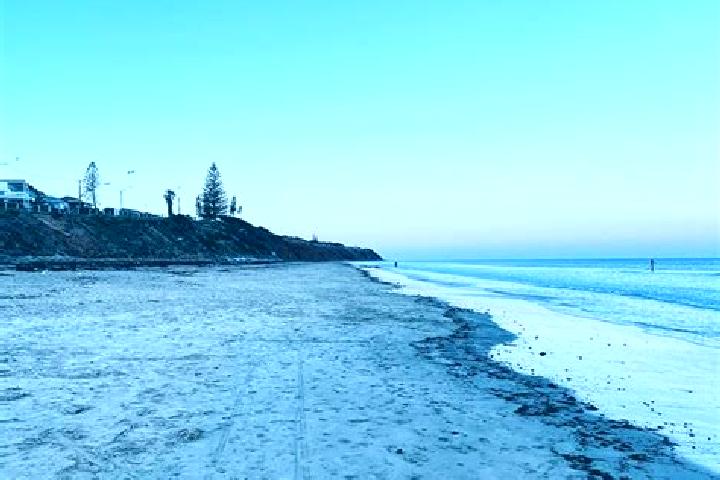 Zoey, 29 — Escort in Maslin Beach, Australia