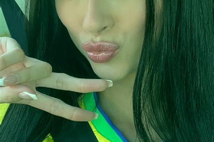 Zoey, 29 — Escort in Riversul, Brazil