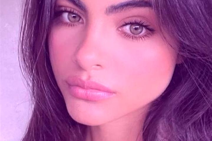 Zoey, 30, a chestnut hazel-eyed middle eastern companion based in Tiefenbach. Offering Duos, 69, Dinner Date. Available for incall and outcall, overnight boo...