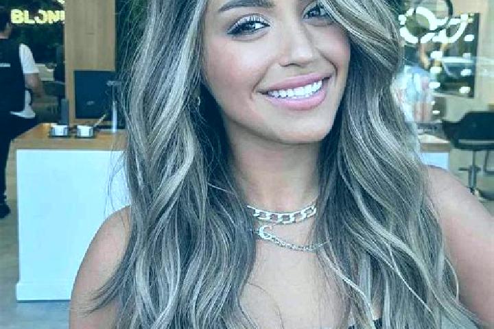 Zoey, 30, a dark blonde dark-eyed indian companion based in Westernport. Offering A-Level, 69, Overnight, Erotic Massage, CIM. Available for incall and outca...