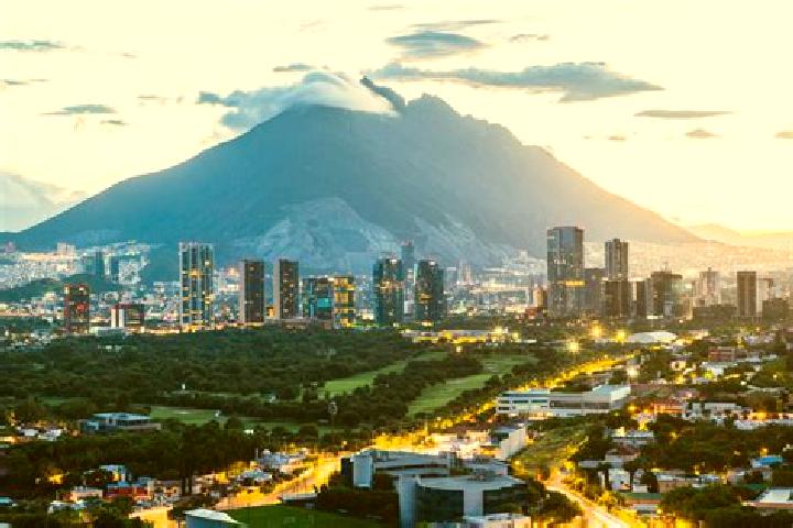Zoey, 30 — Escort in Cerro de San Pedro, Mexico
