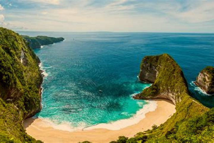 Zoey, 30 — Escort in Niupmetan, Indonesia