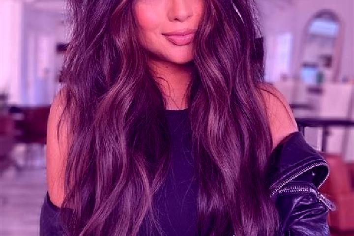 Zoey, 31, a brunette dark-eyed indian companion based in Napnapan. Offering 69, Striptease, Prostate Massage, Girlfriend Experience, Domination. Available fo...