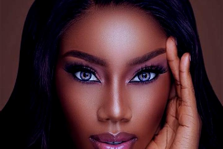 Zoey, 31, a chestnut blue-eyed ebony companion based in Vernioz. Offering Dinner Date, Fetish, 69, Erotic Massage. Available for incall and outcall, overnigh...