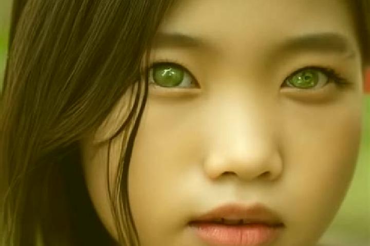 Zoey, 31, a dark blonde green-eyed asian companion based in Kadupayung. Offering Travel Companion, BDSM, Tantra. Available for incall and outcall, day and ev...