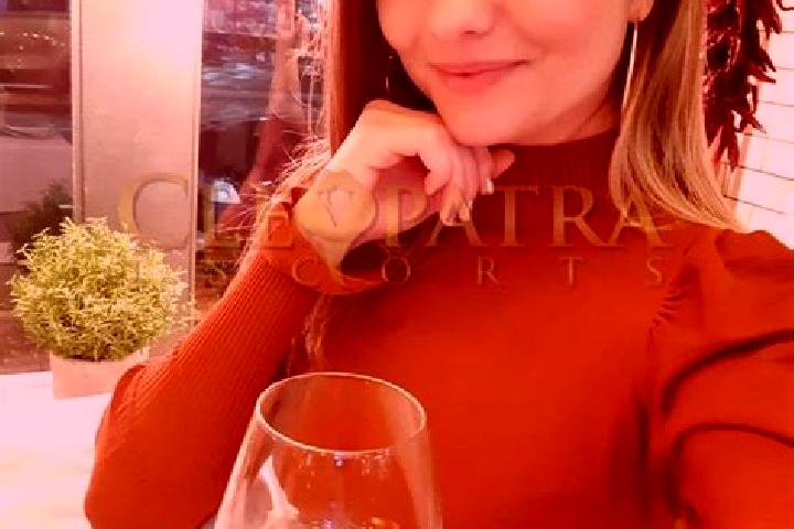 Zoey, 31, a red dark-eyed mediterranean companion based in Drosato. Offering Party Girl, Prostate Massage, OWO, Dinner Date. Available for incall and outcall...