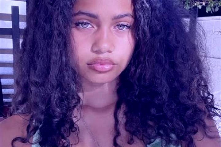 Zoey, 32, a black green-eyed mixed companion based in Salmeron. Offering Domination, Erotic Massage, Girlfriend Experience. Available for incall and outcall,...