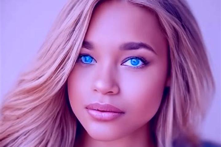 Zoey, 32, a dark blonde blue-eyed latina companion based in Sant Eusebio. Offering Fetish, 69, GFE, Deep French Kissing. Available for incall and outcall, ov...