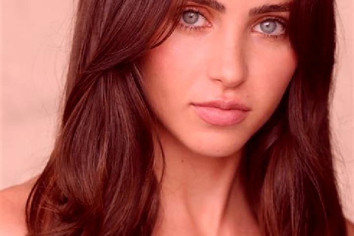 Zoey, 32, a dark blonde brown-eyed latina companion based in La Longeville. Offering Tantra, Fetish, Couples. Available for incall and outcall, day and eveni...