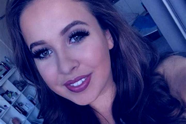 Zoey, 33, a dark blonde brown-eyed caucasian companion based in Sark. Offering Duos, Roleplay, Dinner Date. Available for incall and outcall, overnight booki...