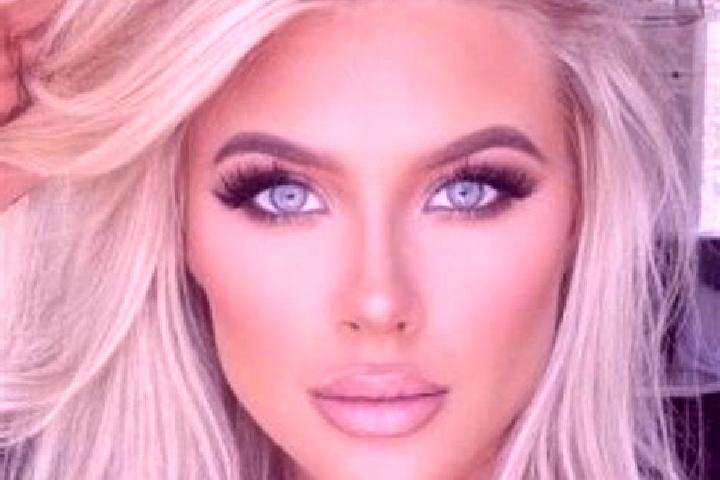 Zoey, 33, a platinum blonde brown-eyed ebony companion based in Totoroma. Offering Erotic Massage, Domination, BDSM, GFE, Striptease. Available for incall an...