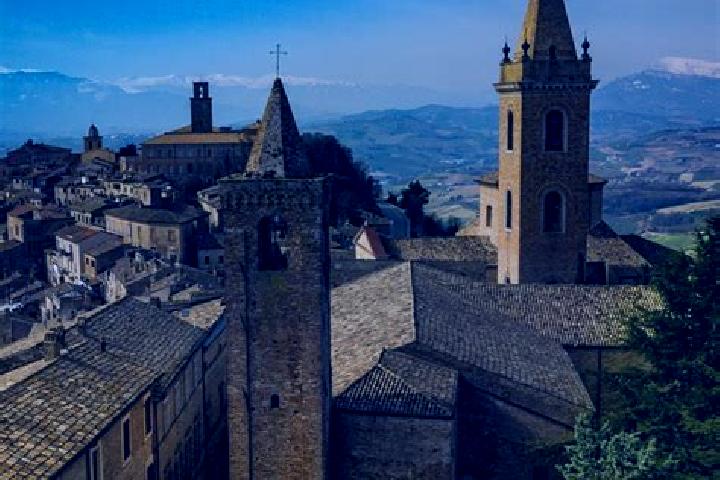 Zoey, 33 — Escort in Monte Grimano, Italy