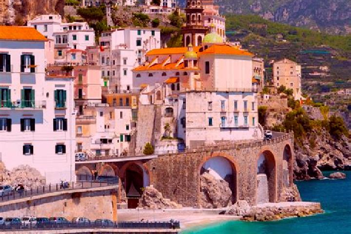 Zoey, 33 — Escort in Valdengo, Italy