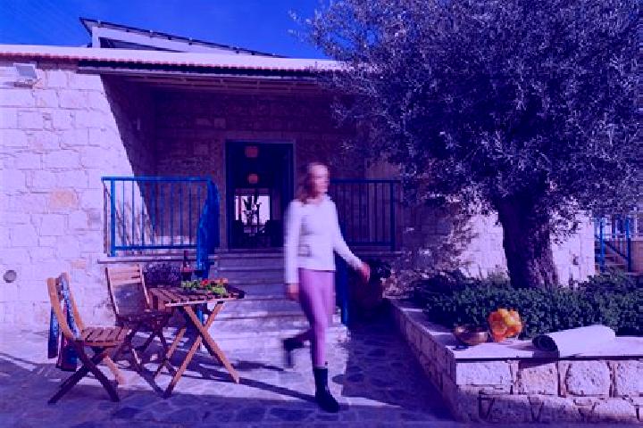 Zoey, 34 — Escort in Peristerona, Cyprus